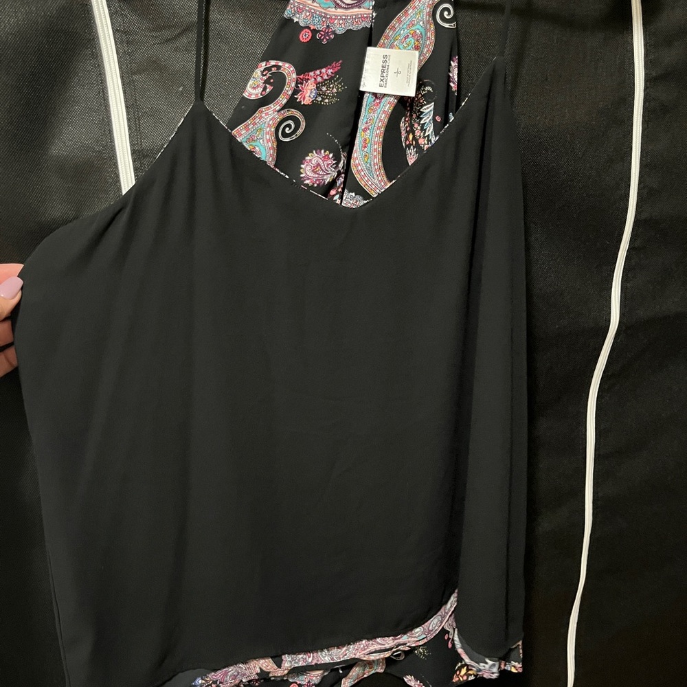 Express Reversible TankTop - Picture 3 of 4